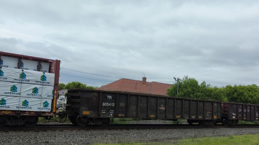 TR 805443